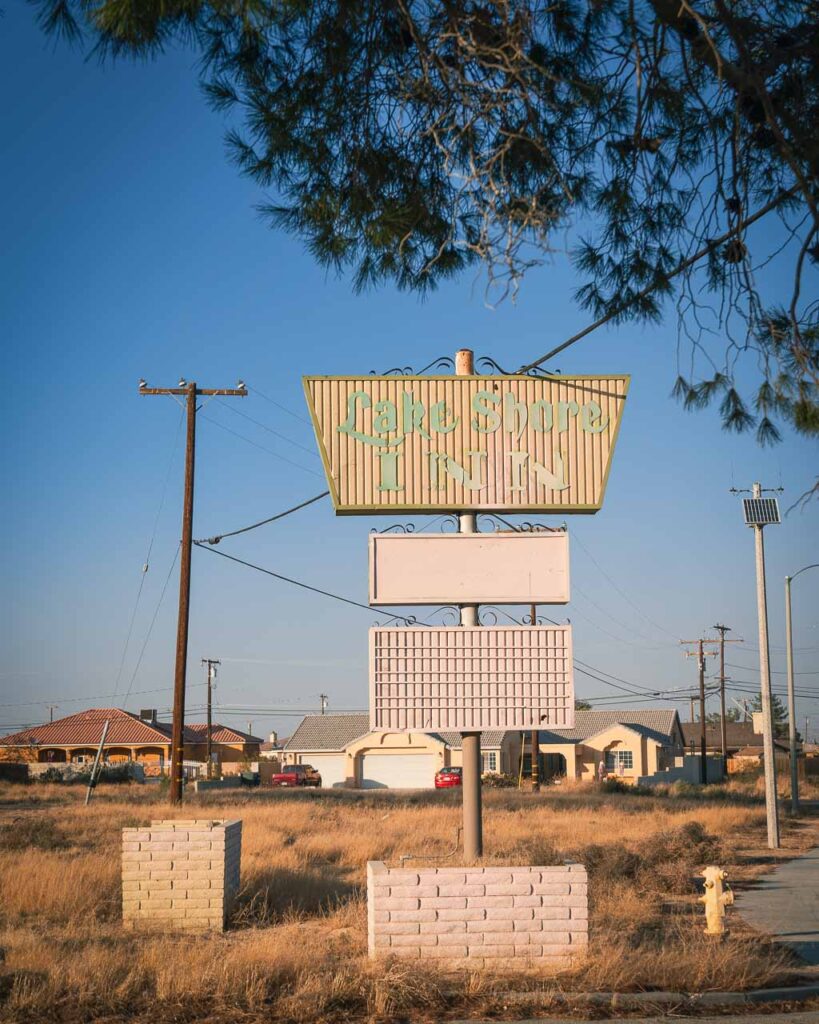 Lake Shore Inn in California city