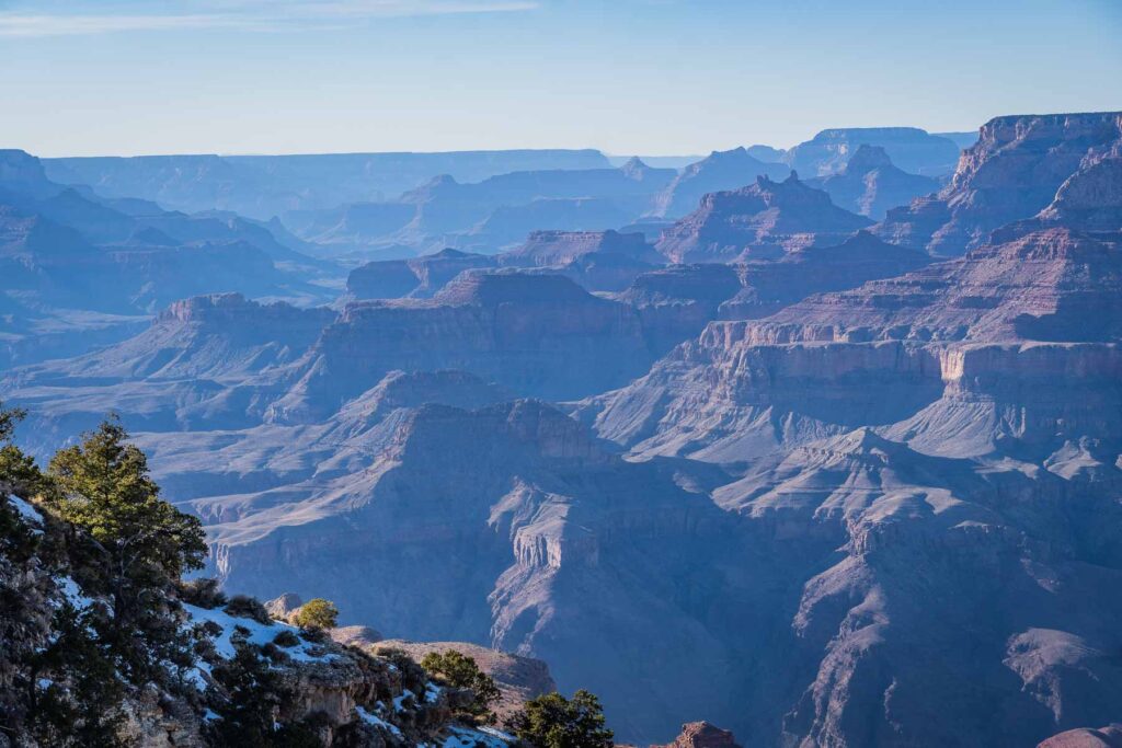 The afternoon lighting in the Grand Canyon South rim