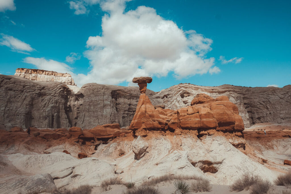 toadstool hoodoos trail in southern utah