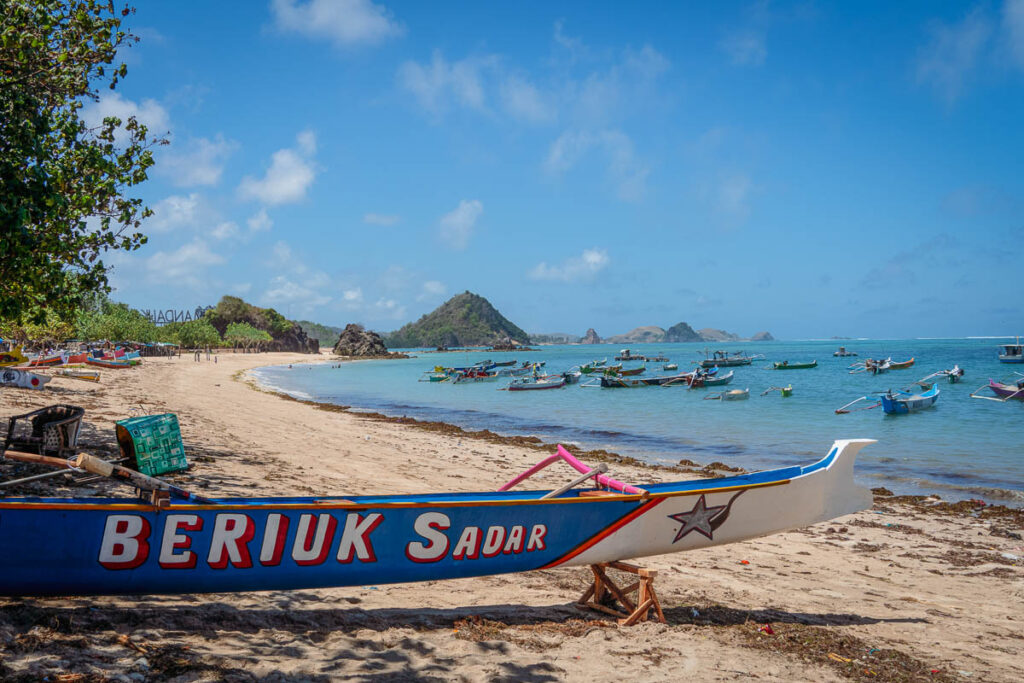 kuta lombok beach