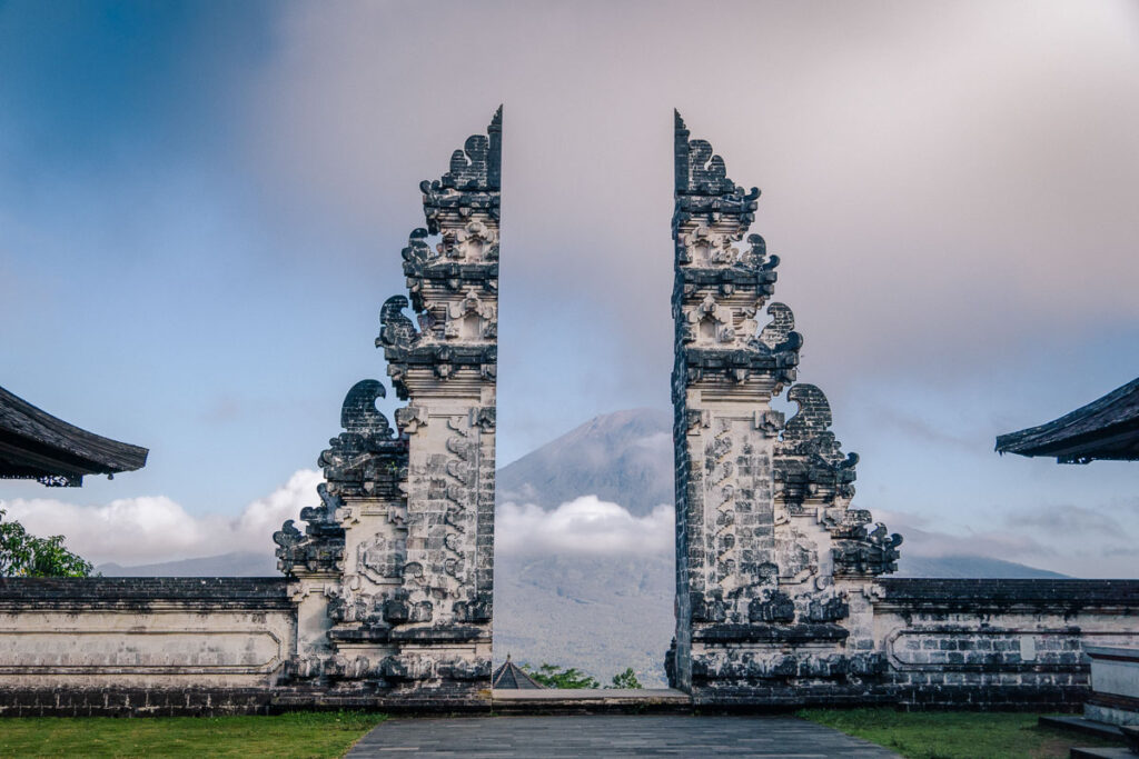 gates of heave pura lempuyang temple in east bali