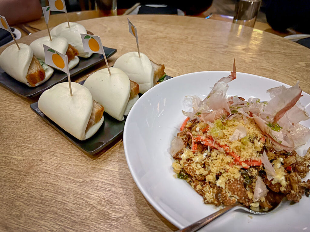 korean buns at momofuku