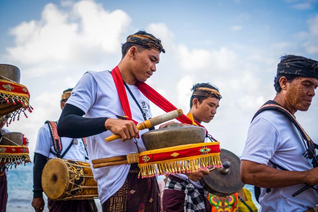 man playing instrument for ngaben