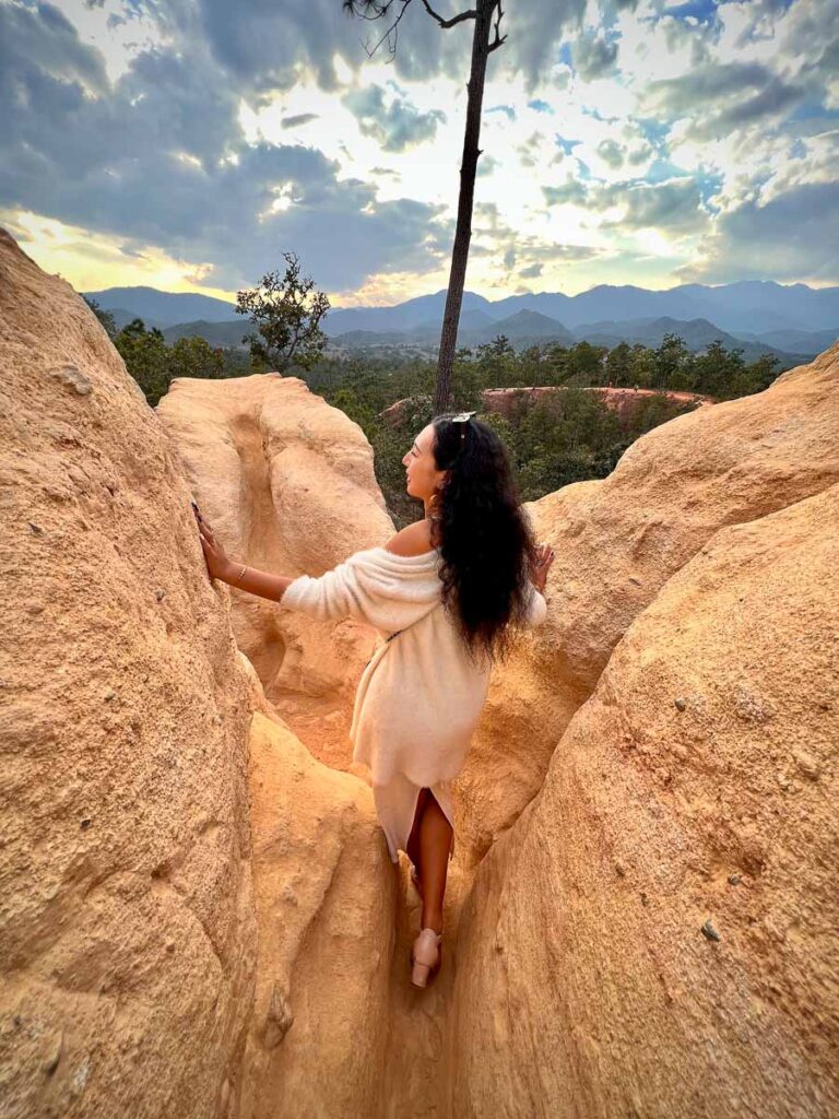 Friend in the valleys of Pai Canyon