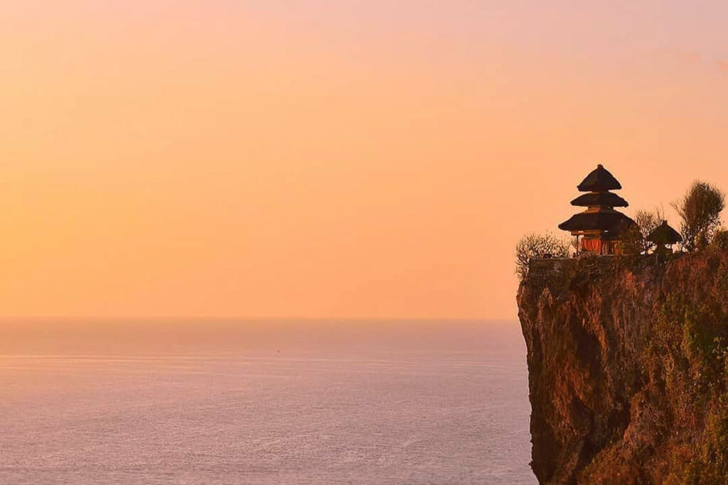 uluwatu temple at sunset