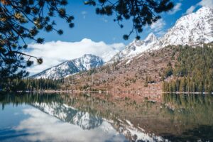 jenny lake near the hidden falls and inspiration point hike