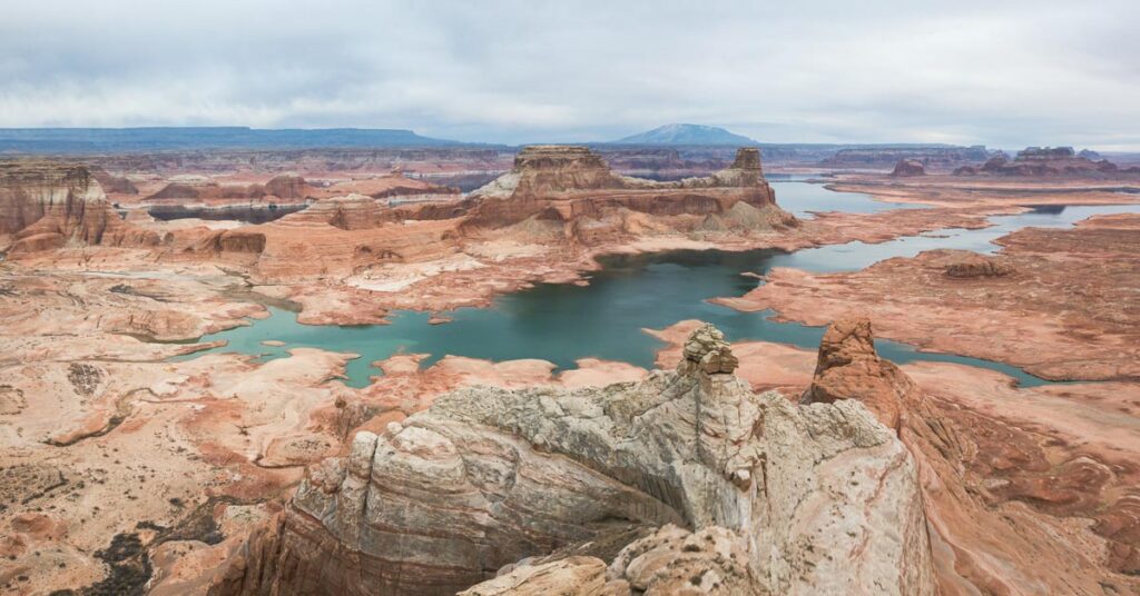 Alstrom Point Right Before Sunset one of the best stops between Las Vegas and page az on a road trip