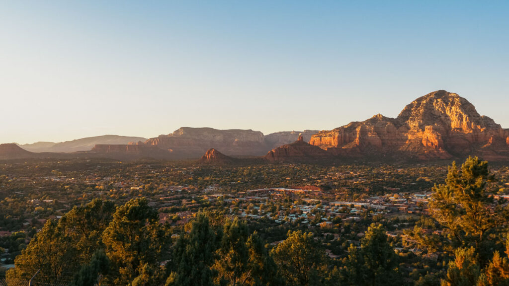 Red rock Mountain Scenery from Airport Mesa Sedona